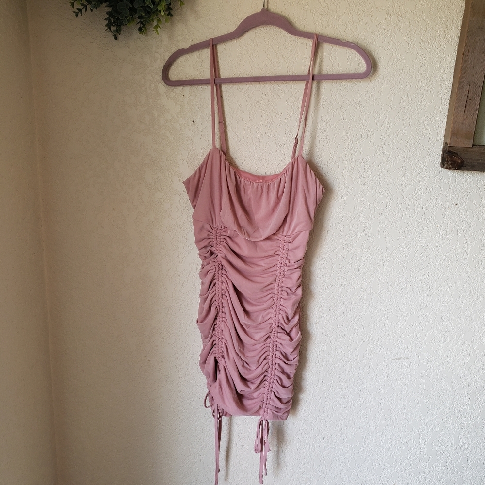 NWOT Blashe Pink Blush Ruched Tie Hem Dress Size L - Picture 2 of 9